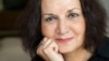 Magda CÂRNECI este poetă, romancieră, eseistă, critic de artă. 