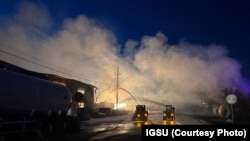 Incendiul care a urmat exploziilor de la stația GPL din Crevedia din seara zilei de 26 august 2023.