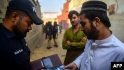 پاکستان په وروستیو کې د افغانانو اخراج لا پسې زیات کړی