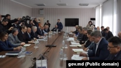 Pe 16 ianuarie avea loc prima întâlnire din 2024 a reprezentanților politici de pe cele două maluri ale Nistrului, la sediul OSCE de la Tiraspol. Pe 17 ianuarie, Tiraspolul anunța noile taxe vamale, blocând activitatea fermierilor cu terenuri în spatele liniei Camenca - Tiraspol.