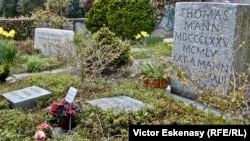 Mormântul familiei Thomas Mann la Kilchberg în Elveția