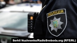 Провадження розслідуються за ч. 2 ст. 296 (Хуліганство) та ч. 1 ст. 114 – 1 (Перешкоджання законній діяльності Збройних Сил України) 