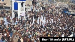 ارزګان کې د قرانکريم د سوځېدو په غبرګون کې لاريون
