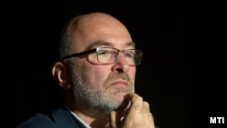 Pikó András, a VIII. kerület polgármestere a Transparency International konferenciáján 2019. december 9-én.