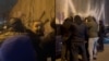 ლაშა ჯიოშვილი სამოქალაქო ფორმაში ჩაცმულმა პირებმა დააკავეს. „რაღაცას მიდებენ ჯიბეში“, - ამბობდა ის.