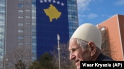 Iz redova civilnog društva kažu da bi do septembra trebala da se izabere pregovaračka ekipa koja će da okonča dijalog sa Srbijom