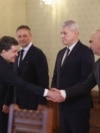 Nicușor Dan și Ilie Bolojan nu au căzut de acord în privința posibilității de a fi majorat TVA, ca partea a pachetului de măsuri fiscale ale viitorului guvern.