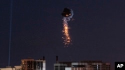 Apărarea antiaeriană ucraineană distruge o dronă rusească deasupra Kievului în mai 2023. 