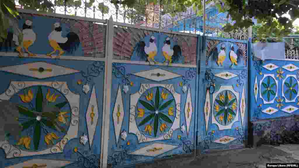 Деревенские мотивы в городе 
