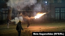 Centar Tbilisija u ranim satima 4. decembra