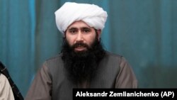 په قطر کې د طالبانو د سیاسي دفتر ویاند او د مرکچي پلاوي غړی محمد نعیم د زلمي خلیل‌زاد ماموریت د هغه سیاست پایله بولي.