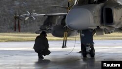 Перехоплення здійснила ланка винищувачів типу JAS-39 Gripen (на фото)