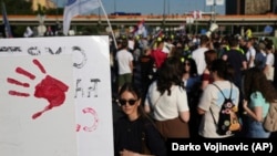 Në Beograd, për tri orë, janë bllokuar dy urat më të ngarkuara të qytetit, më 1 qershor 2025. 