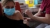 Стартува пријавувањето за вакцинација - првата тура вакцини доаѓа од Србија 