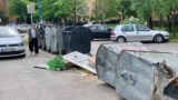 Nagomilani otpad uz kontejner u Sarajevu, 26. maj 2025.
