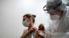 Peste 100 de variante de vaccin anti-COVID sunt în lucru la nivel mondial