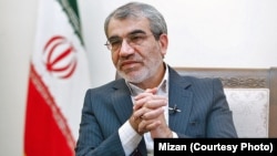 عباسعلی کدخدایی