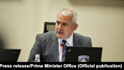 Xhelal Sveçla, ministës i Punëve të Brendshme të Kosovës.