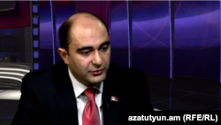 Անկախ պատգամավոր Էդմոն Մարուքյանը «Ազատության» տաղավարում, արխիվ