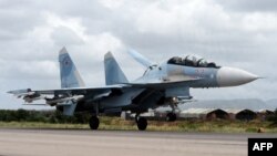 Орусиянын Su-35 аскердик учагы "Хмеймим" аба базасында.