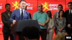 Архивска фотографија-претседателот на ВМРО-ДПМНЕ Никола Груевски на прес конференција во партиското седиште