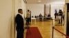 Foto nga votimi në një nga përfaqësitë diplomatike të Kosovës, më 8 shkurt 2025.