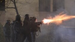 Poliția georgiană a folosit tunuri cu apă și gaze lacrimogene pentru a dispersa protestatarii din Tbilisi