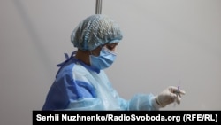 До листа очікування вакцинації від COVID-19 записалися 756 424 людини