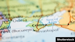 У Міноборони РФ стверджують, що російські сили ППО нібито збили чотири ракети над Кримом. Київ це не коментує 