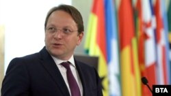 Еврокомесарот за проширување, Оливер Вархеји
