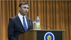 Vitalie Pîrlog a ocupat funcția de director al SIS trei luni în 2017, iar din 2017 până 2022 a fost membru și președinte al comisiei pentru controlul fișierelor la Interpol. 