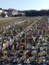 Megfizethetetlenül drága lett a temetés a túlzsúfolt ukrán temetőkben