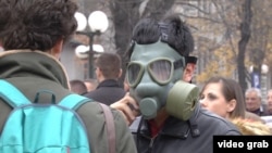 Detalj sa protesta protiv zagađenja vazduha u Boru u novembru 2019.
