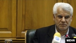 محمود بهمنی، رييس کل بانک مرکزی ايران