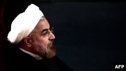 حسن روحانی، رئیس جمهوری ایران می‌گوید که «دشمن باید بفهمد زبان دولت او، زبان تدبیر و ادب است».
