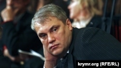 По данным Крым.Реалии, речь идет об Александре Мельнике