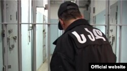 Адвокат Гела Николеишвили акцентирует внимание на том, что по отношению к заключенным законодательство ужесточилось