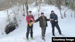 გენო გოგიტიძე მის მხსნელ მთამსვლელებთან ერთად - 1 მარტი, 2025 წელი 