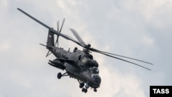 Российский вертолет Ми-35, иллюстрационное архивное фото