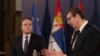 Komisionari i Bashkimit Evropian për Zgjerim, Oliver Varhelyi (majtas) me presidentin e Serbisë, Aleksandar Vuçiq. Fotografi nga arkivi.