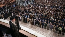 Liderul suprem iranian, ayatollahul Ali Khamenei, la o ceremonie de la Teheran, la începutul lui iunie 2025. 