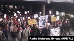 Протест против затворската казна за Кежаровски