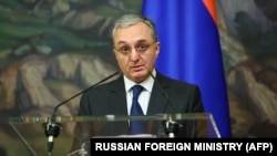 Զոհրաբ Մնացականյան, արխիվ