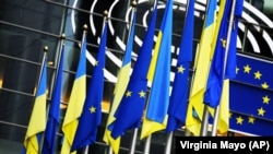 У списках – 47 фізичних осіб і дев’ять юридичних