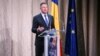 „Călăii acelor zile se plimbă încă liberi” - președintele României, Iohannis, la Timișoara