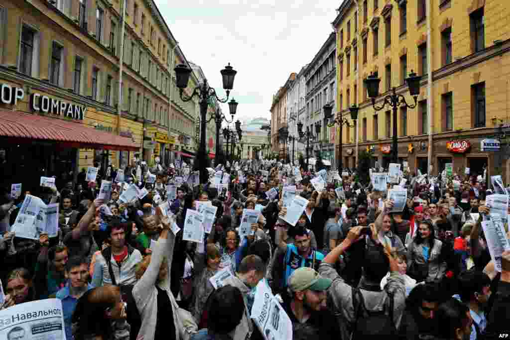 Protesti u St. Petersburgu, 18. juli 2013. Foto: AFP / Olga Maltseva