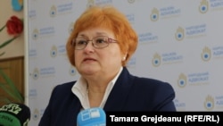 Maia Bănărescu, Avocatul poporului.