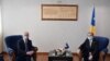 Koordinatori për dialog, Skender Hyseni dhe kryeministri Avdullah Hoti. 