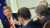 Фюле здався студентам «учителем, який карає свого учня»