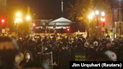 Протест на поддржувачите на Трамп во Вашингтон.